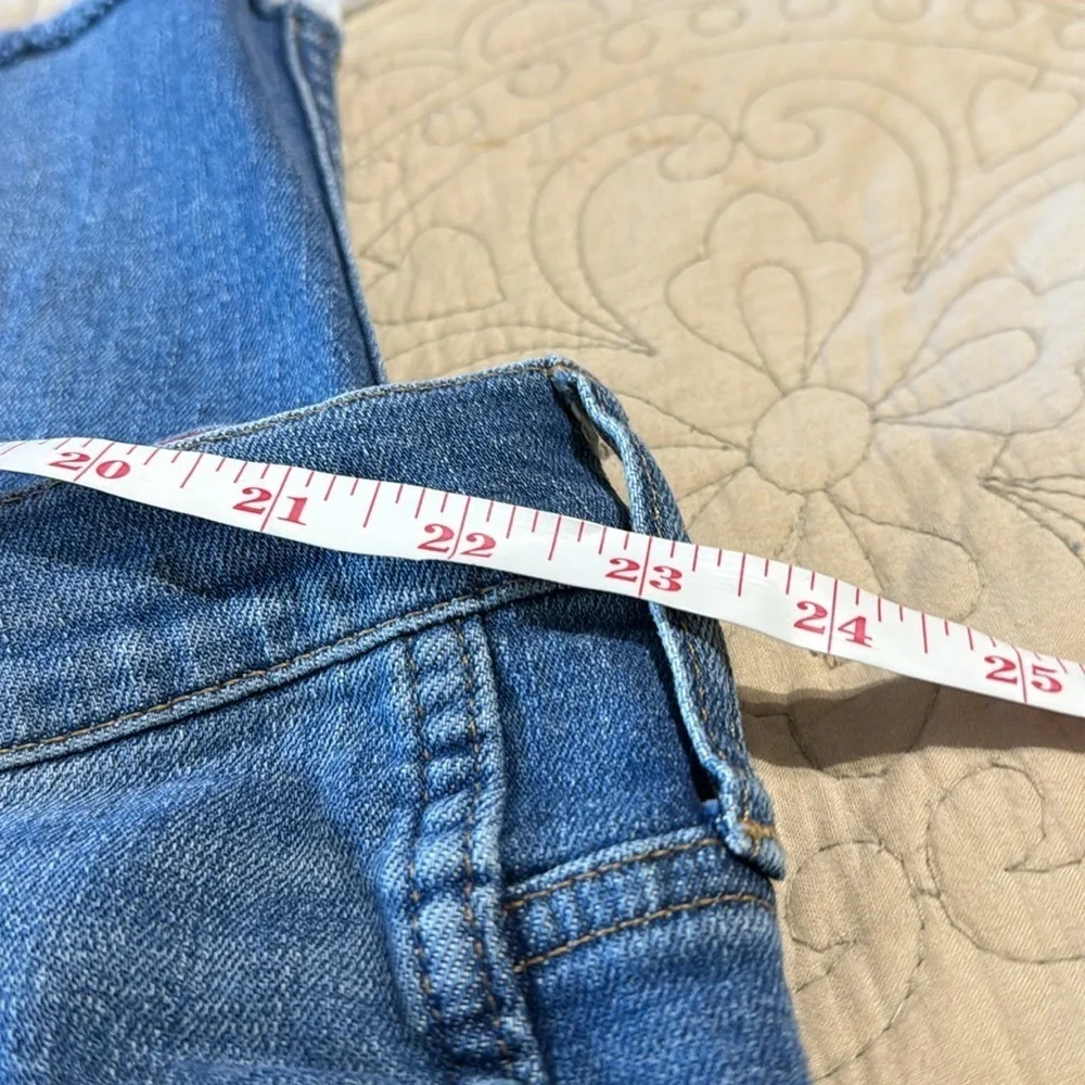 J Crew Denim Woman’s 9” Raw Hem Cropped Straight Jean